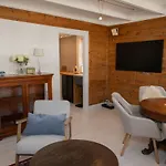 Unique Wooden House, Cozy Outdoor Area, Downtown Apartamento Stavanger