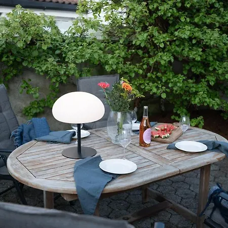 アパート Unique Wooden House, Cozy Outdoor Area, Downtown スタヴァンゲル