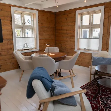 Unique Wooden House, Cozy Outdoor Area, Downtown Leilighet Stavanger