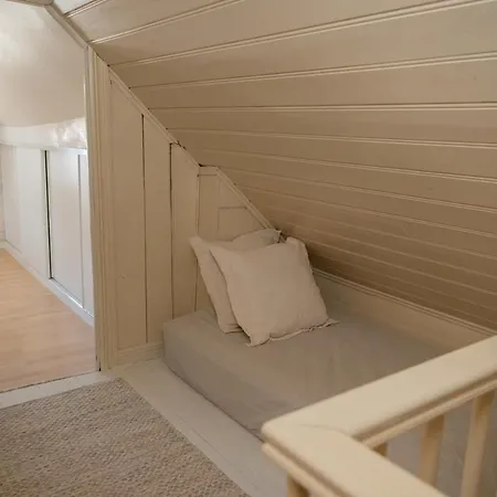 Unique Wooden House, Cozy Outdoor Area, Downtown * Stavanger